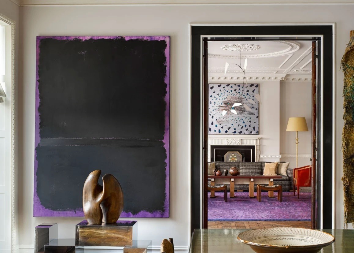 Πίνακας του Μαρκ Ρόθκο και γλυπτό του Αλεξάντερ Κάλντερ