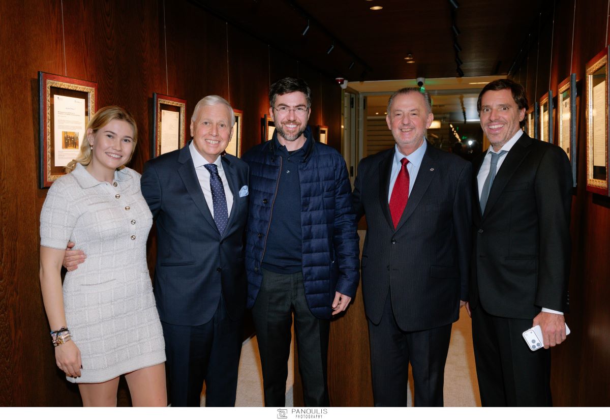 Λαβίνα Μακροπούλου, Νικόλαος Μακρόπουλος, Κωνσταντίνος Σ.Κόκκαλης Αντιπρόεδρος της Intracom Holdings, Πρόεδρος και Διευθύνων
Σύμβουλος της Intracom Ventures,  Δρ. Δημήτρης Χ. Κλώνης Αντιπρόεδρος
του Δ.Σ. της INTRACOM HOLDINGS και Αντιπρόεδρος των Δ.Σ. των
εταιρειών ΕΥΡΩΠΗ HOLDINGS & ΕΥΡΩΠΗ Ασφαλιστική, Δημήτρης Σ.
Θεοδωρίδης Αναπληρωτής Διευθύνων Σύμβουλος της Europe Holdings και
Αντιπρόεδρος Intracom Holdings.