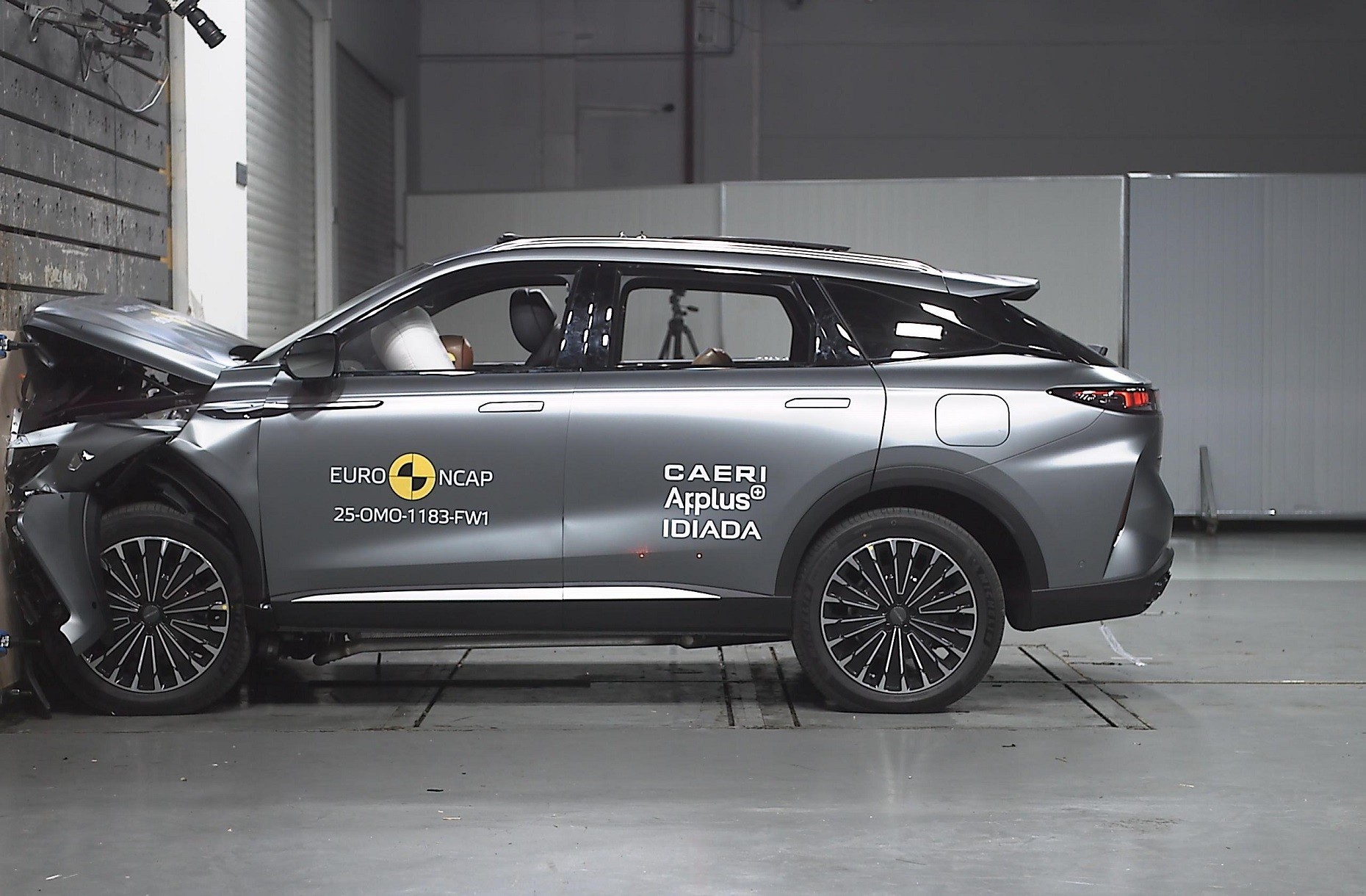 OMODA 9: Ασφαλές για όλους (video)