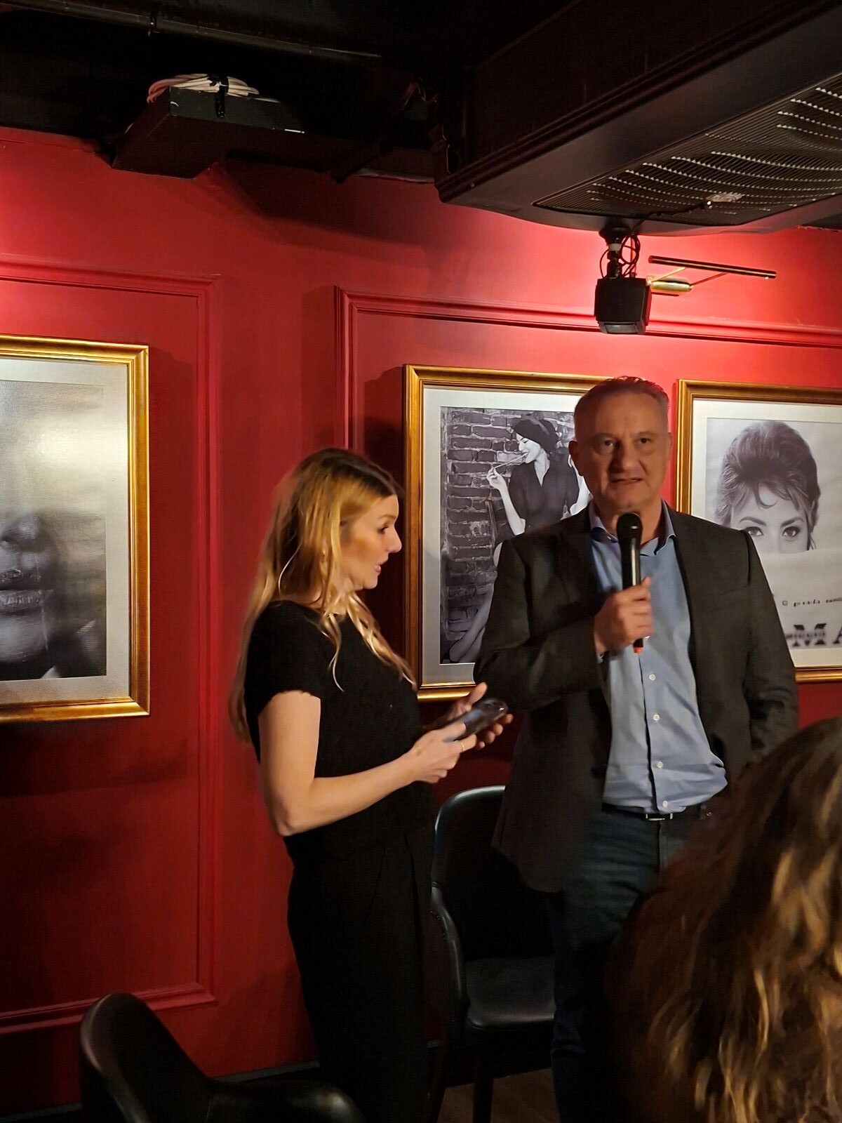 O εκδότης μας Γιώργος Δημητρομανωλάκης με την Γενική Διευθύντρια Αντζυ Προκοπίου