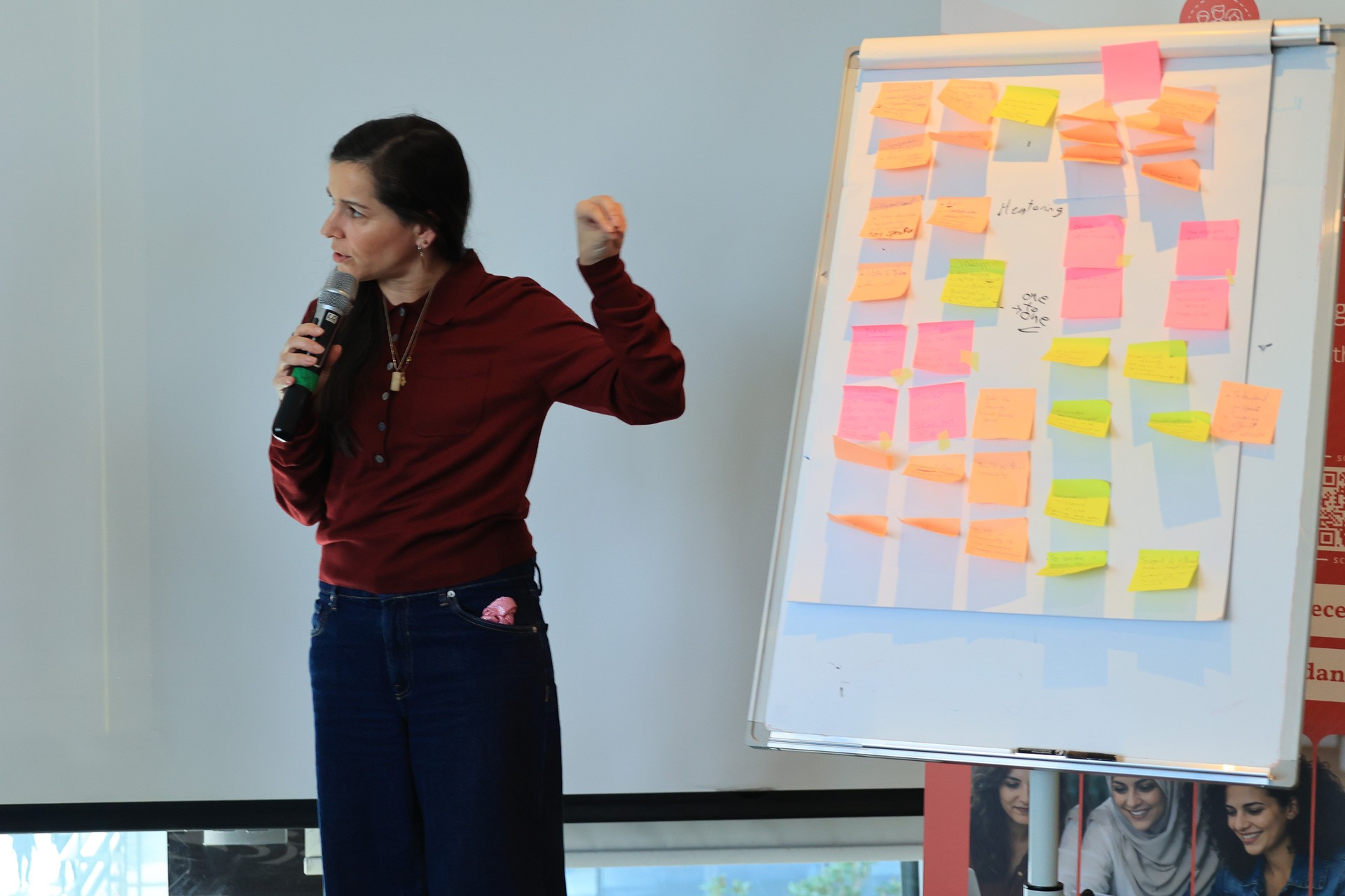 Πηνελόπη Θεοδωρακάκου – Συνιδρύτρια και Υπεύθυνη ΠρογραμμάτωνΕνδυνάμωσης & Εκπαιδευτικών παρεμβάσεων του WHEN