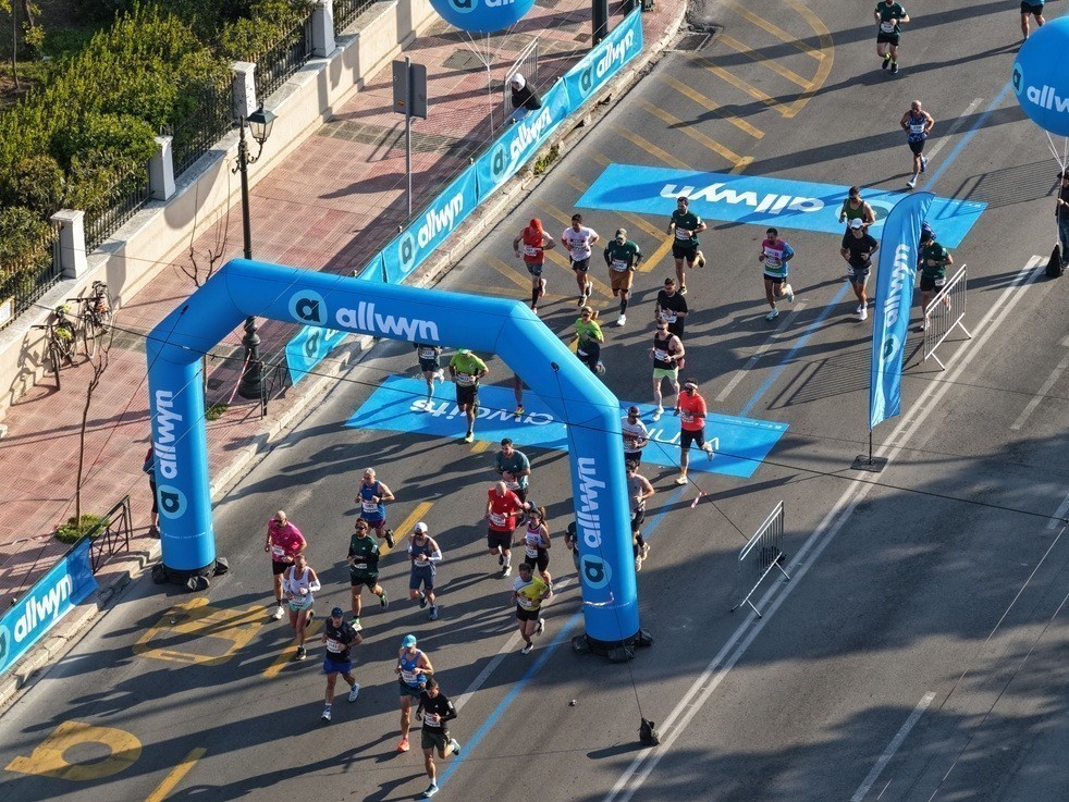 Η μεγάλη δρομική γιορτή της Αθήνας