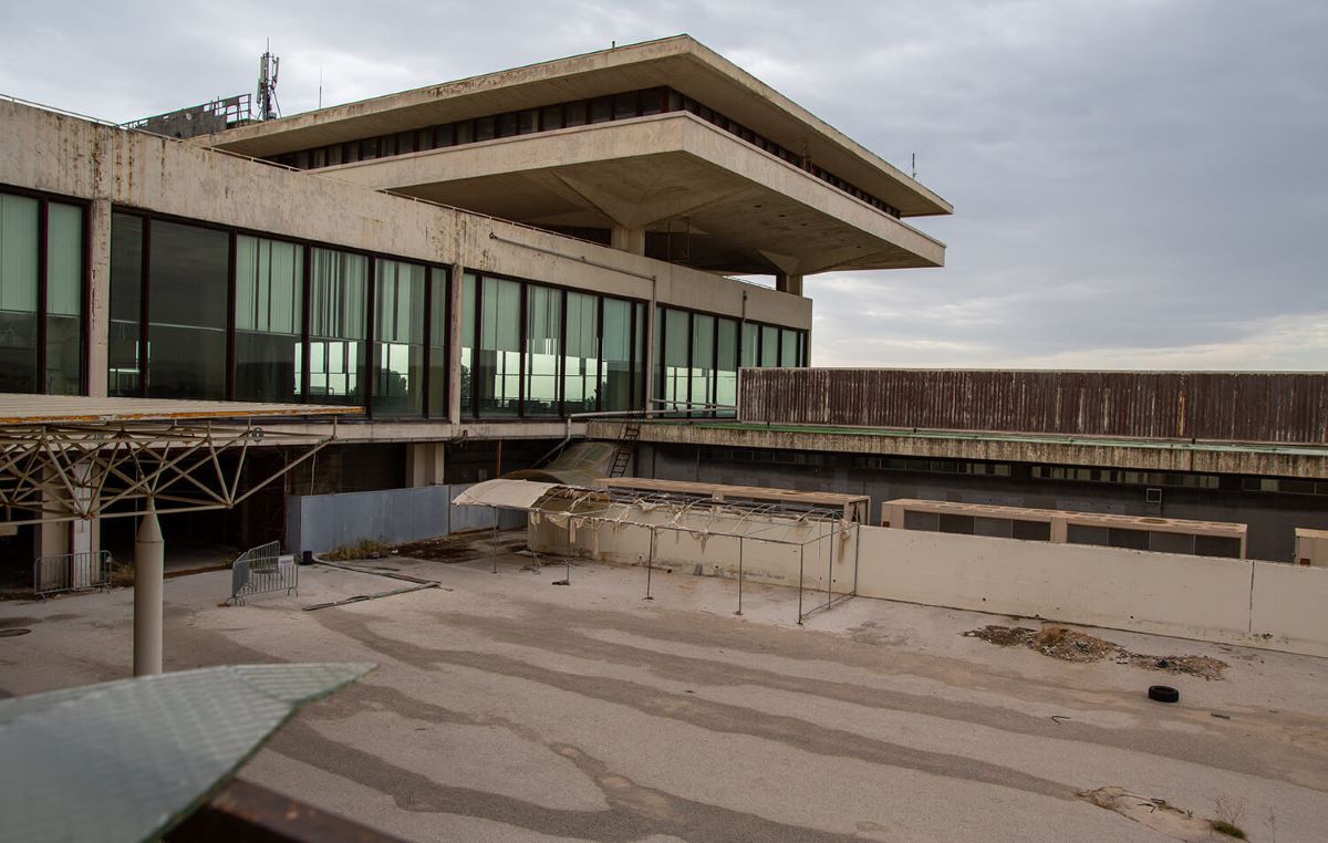 Το κτήριο του Ανατολικού Αεροδρομίου 