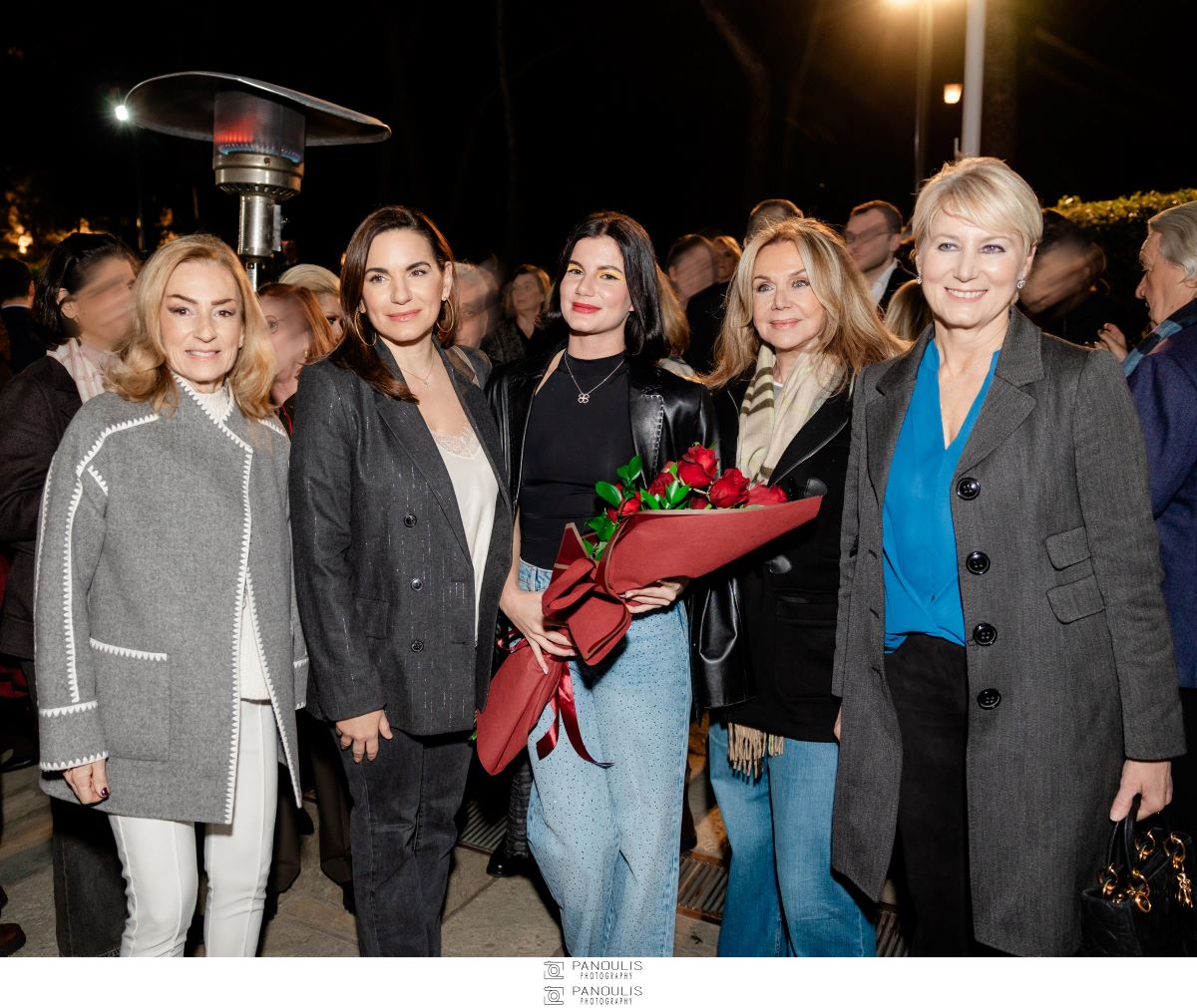 Νινέττα Βαφειά, Όλγα Κεφαλογιάννη, Αλίκη Καραμανλή, Αγάπη Πολίτη, Νατάσα 