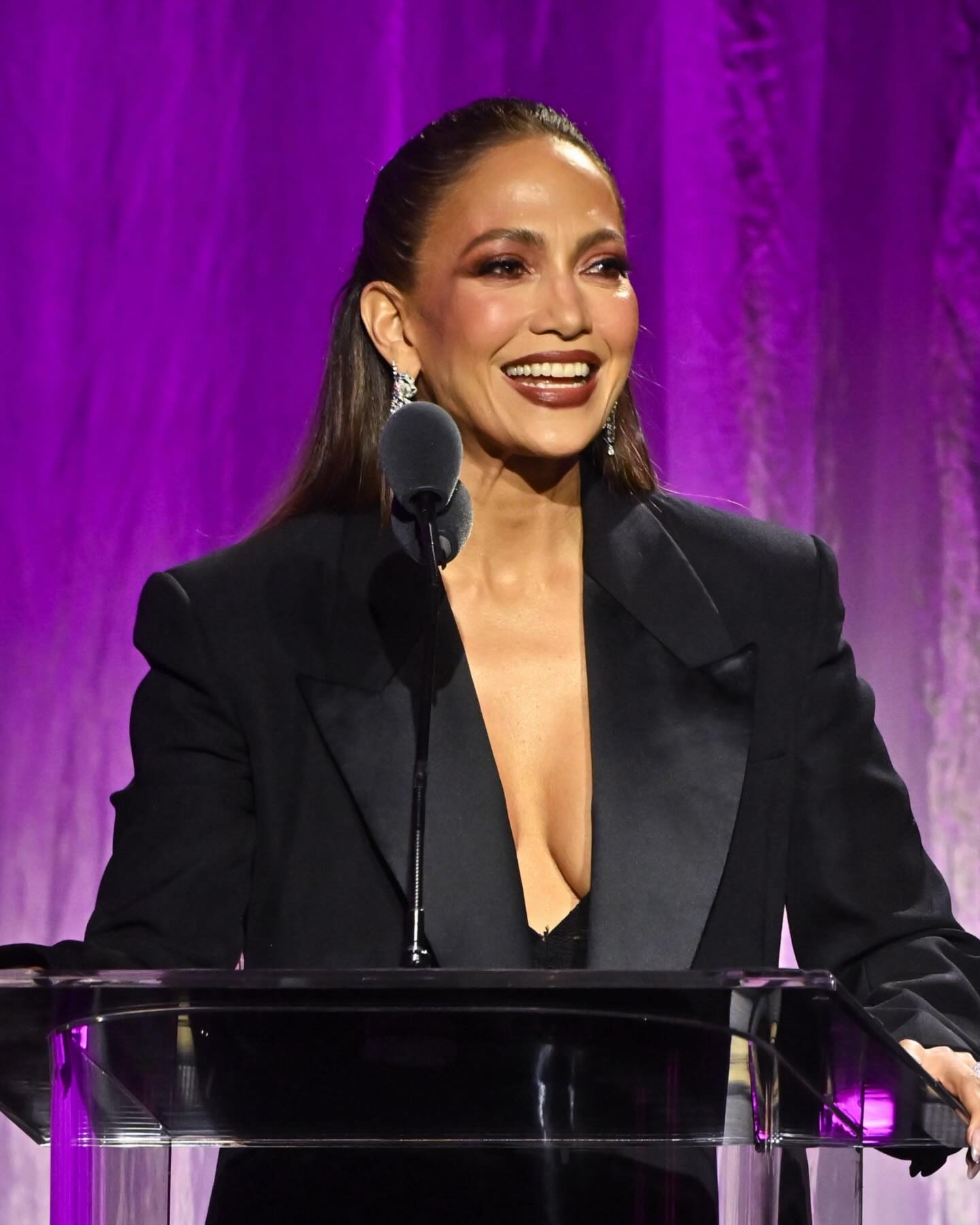 H Jennifer Lopez στο Womens Cancer Research Fund
