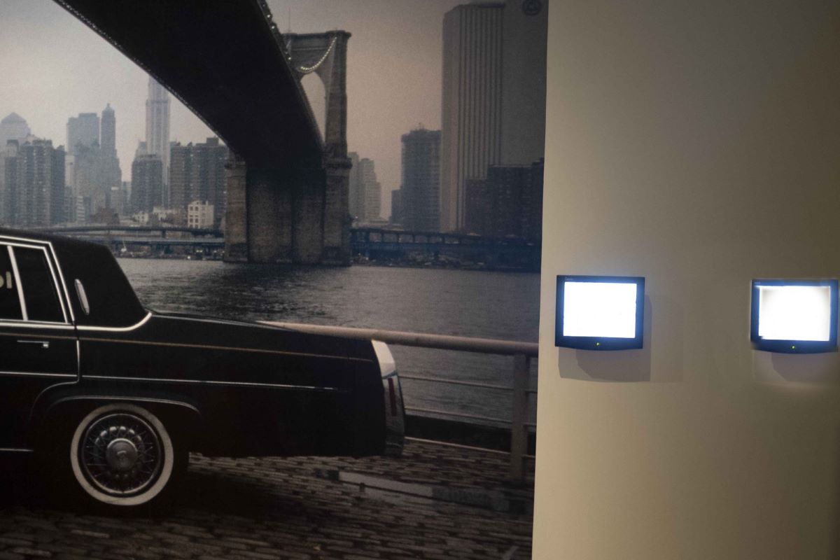 Έργο του Κώστα Ορδόλη από την σειρά «Πόλεις από Χαρτί»