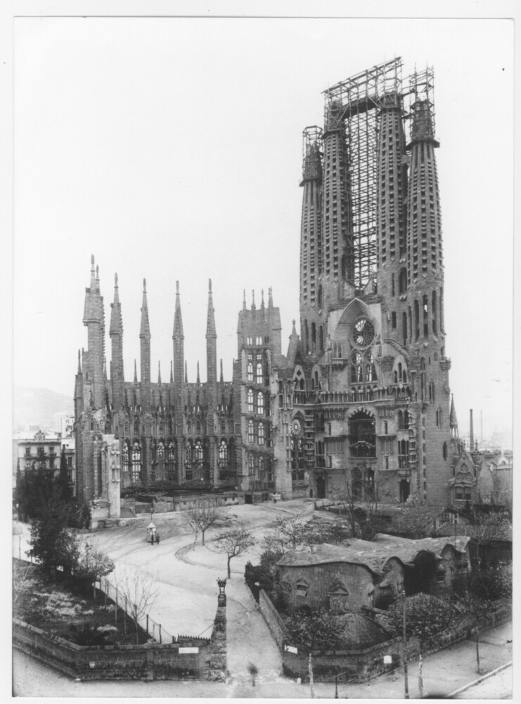 Η Sagrada Familia το 1925
