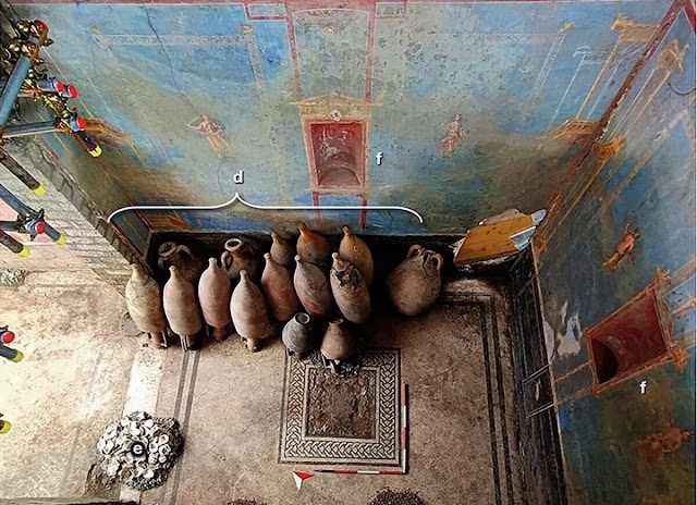 Το «Μπλε δωμάτιο» με αποθηκευτικούς αμφορείς