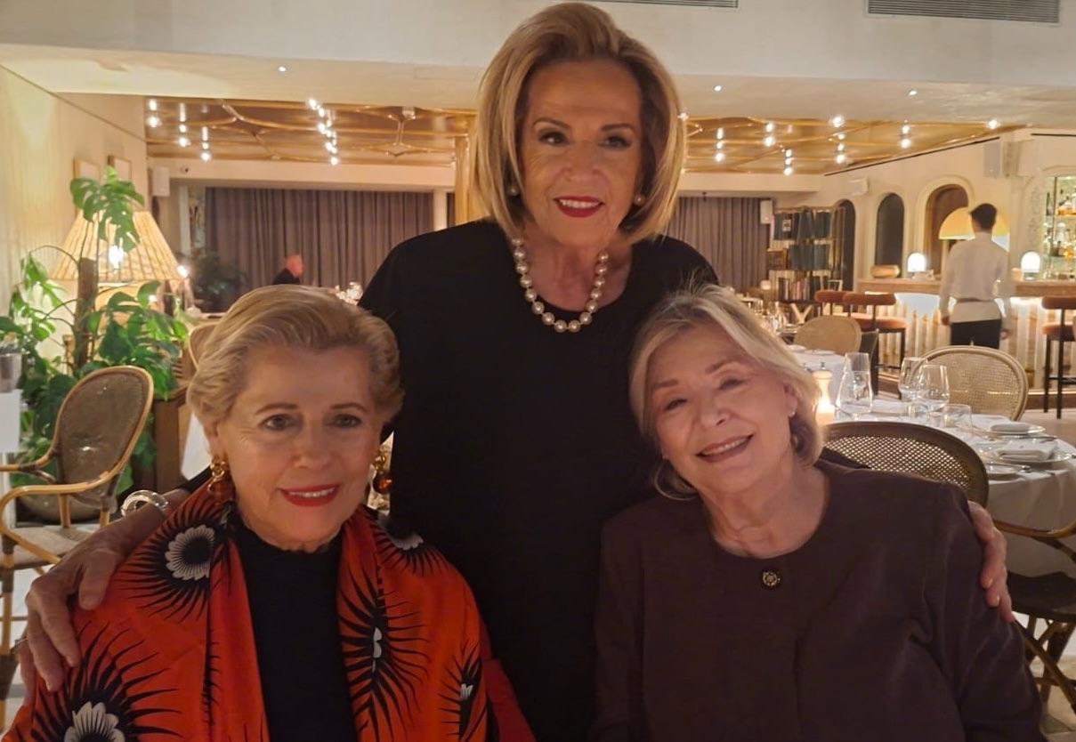 Αναστασία Σαρακάκη, Στέλλα Καραϊνδρου, Αννα Ζέρρη