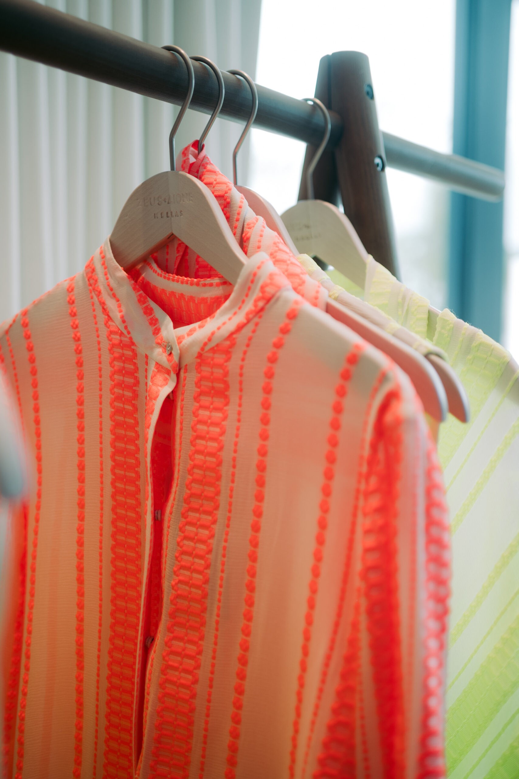 Η σειρά Neon Odyssey