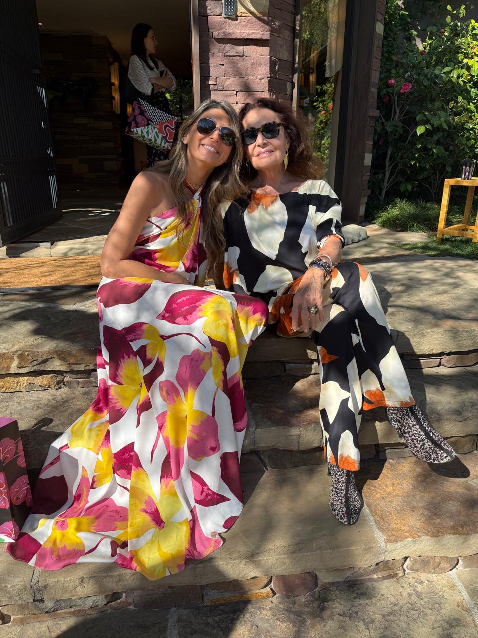 Η οικοδέσποινα Diane von Furstenberg με την Αντωνία Καρρά