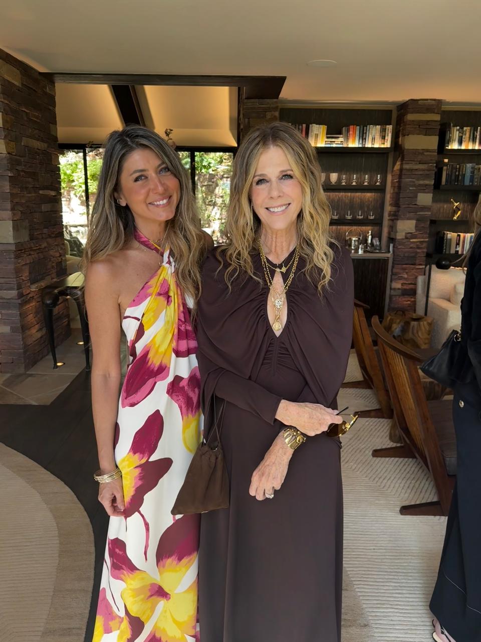 Αντωνια Καρρά, Rita Wilson