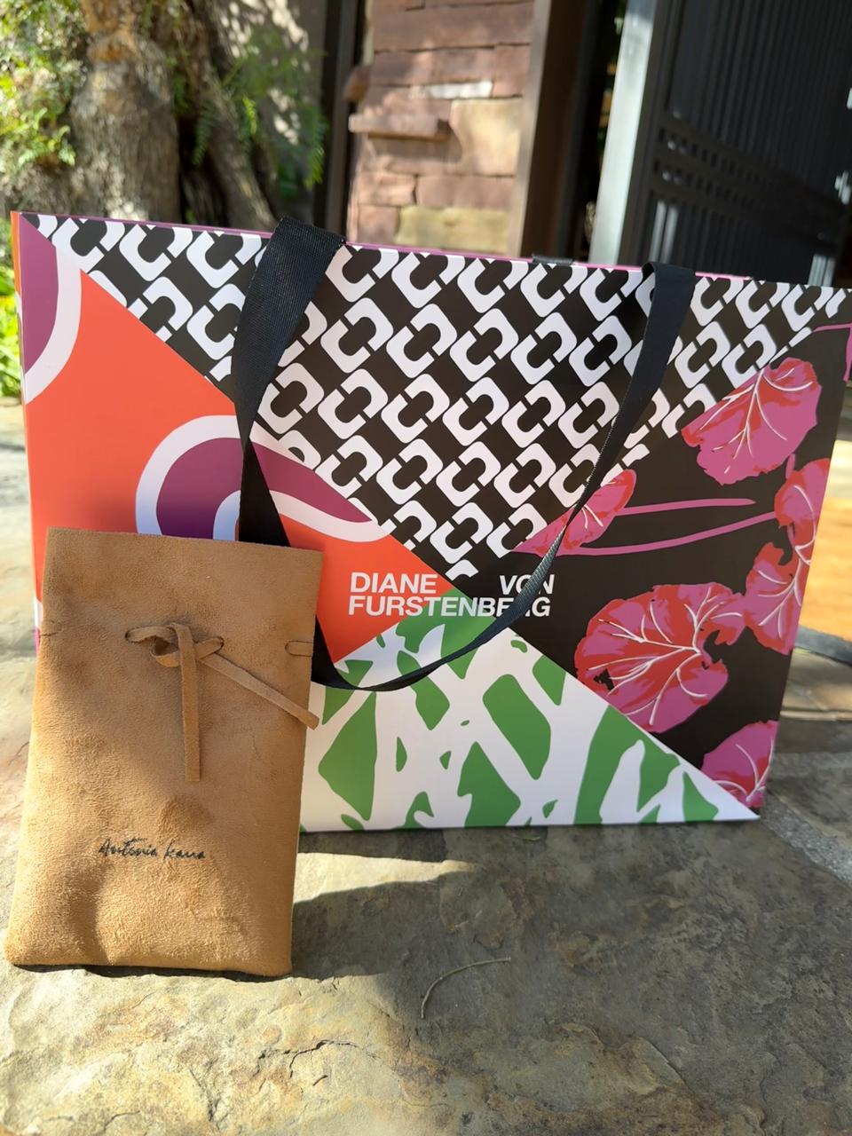 Τα δώρα για τις καλεσμένες 