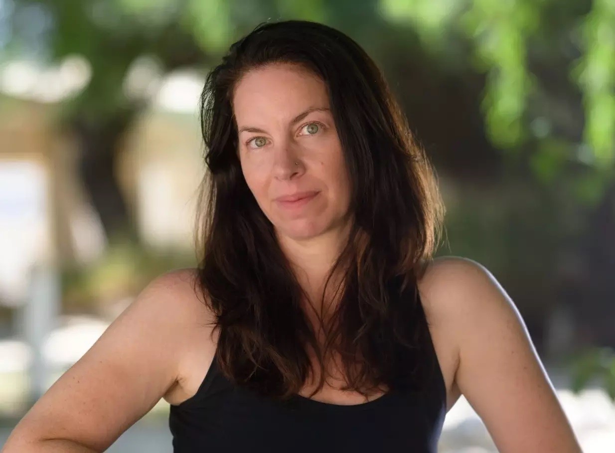 Η επικεφαλής ερευνήτρια Μίχαλ Μπίρκενφελντ , ειδική στην Βιβλική Αρχαιολογία και την Αρχαιολογία της Εγγύς Ανατολής