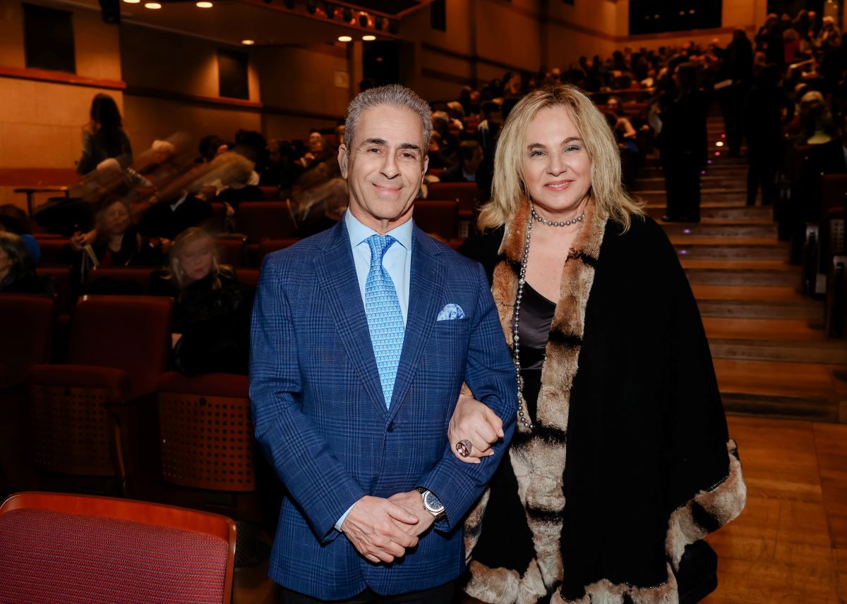 Γιάννης Σαχίνης, Ιωάννα Ν. Βαρδινογιάννη