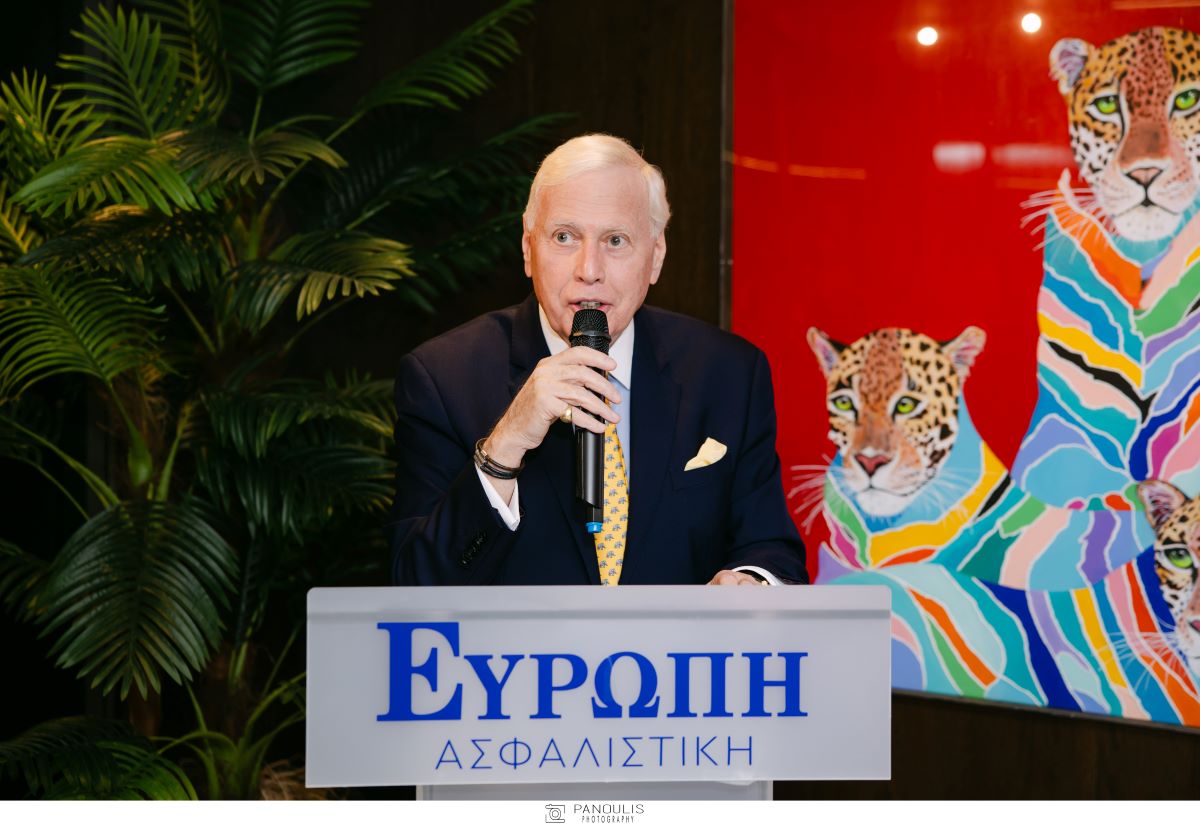 Ο κ. Νικόλαος Μακρόπουλος, Εκτελεστικός Αντιπρόεδρος και CEO της ΕΥΡΩΠΗ ΑΣΦΑΛΙΣΤΙΚΗ καλωσορίζει τους συνεργάτες του