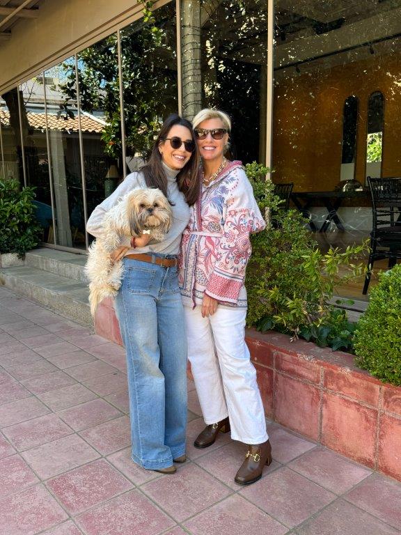 Οι δύο οικοδέσποινες του The Pop Up Project Ιλεάνα Ισμυρίδη και Φαίη Μπέη