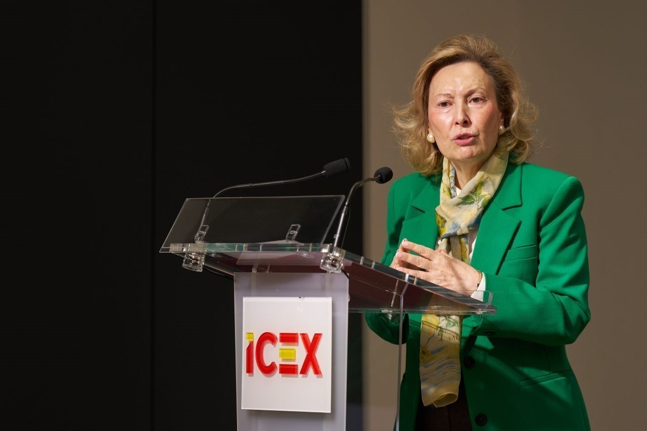 Η Υφυπουργός Άμυνας της Ισπανίας κας Amparo Valcarce