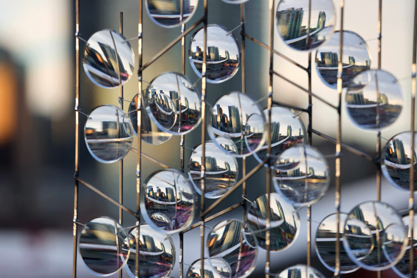 Η εγκατάσταση «Chronotopia» (λεπτομέρεια) 