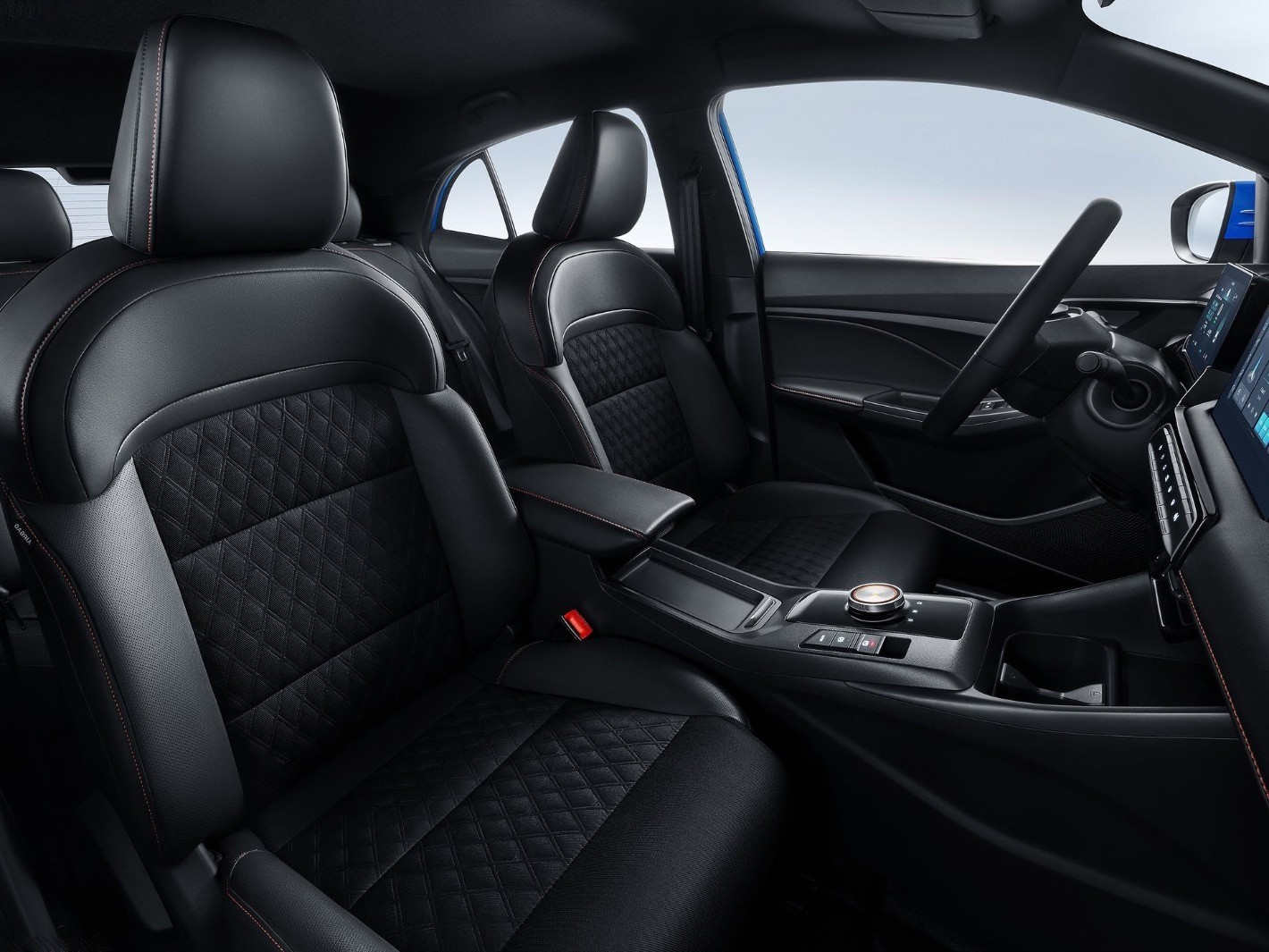 MG3 με ατμοσφαιρικό κινητήρα βενζίνης