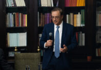 Ο πρόεδρος του ΔΣ της Εθνικής Τράπεζας και του ΜΙΕΤ Γκίκας Χαρδούβελης στην παρουσίαση του επετειακού προγράμματος