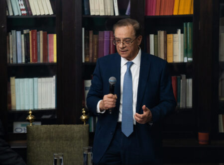 Ο πρόεδρος του ΔΣ της Εθνικής Τράπεζας και του ΜΙΕΤ Γκίκας Χαρδούβελης στην παρουσίαση του επετειακού προγράμματος