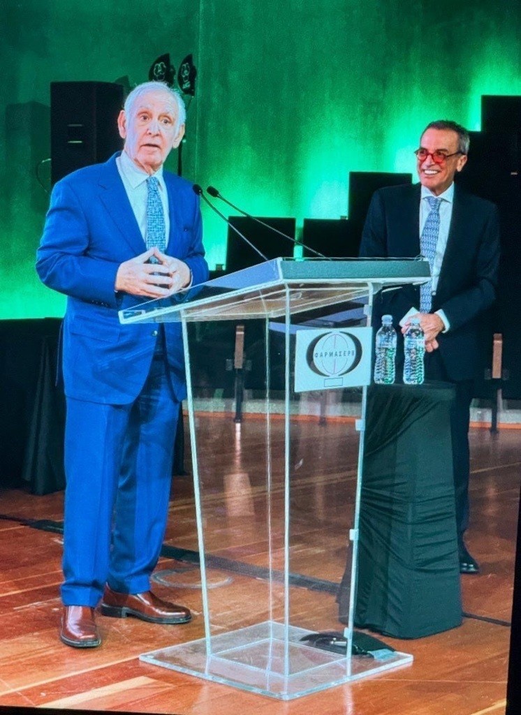 ο Πρόεδρος και Διευθύνων Σύμβουλος της Φαρμασέρβ–Λίλλυ, κ. Διονύσης Φιλιώτης