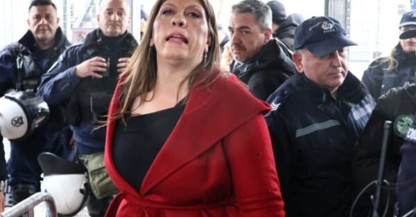 Ζωή Κωνσταντοπούλου