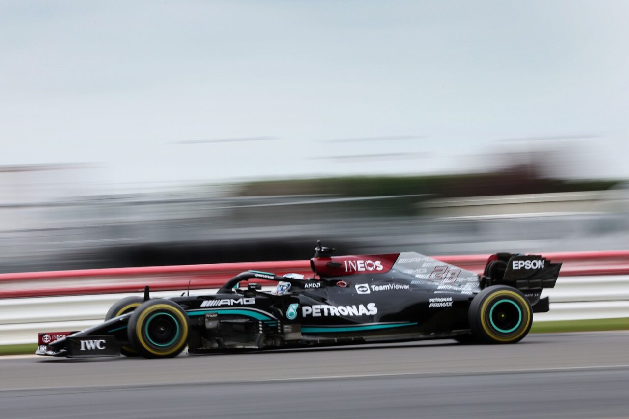 Η 22χρονη Ντοριάν Πιν οδήγησε την Mercedes F1