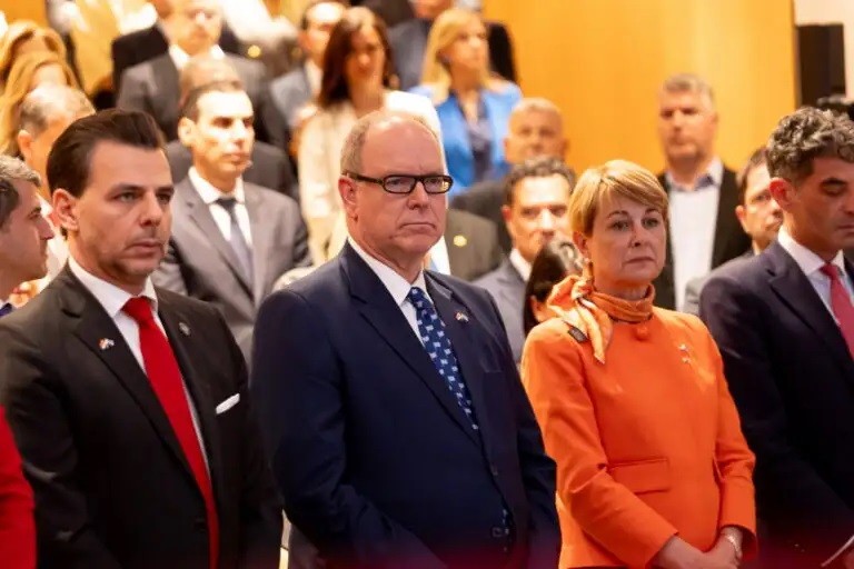 Δρ. Βασίλης Αποστολόπουλος και ο Πρίγκιπας Αλβέρτος