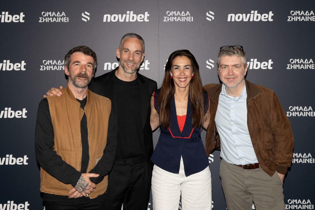 (από αριστερά προς δεξιά): Κώστας Μάνδυλας, Σκηνοθέτης του ντοκιμαντέρ - Παναγιώτης Αρωνιάδης, Creative Director και Διευθυντής Παραγωγής του ντοκιμαντέρ - Έλενα Μπάρμπα, Chief Marketing Officer, Novibet - Νίκος Παπαδόγλου, General Manager, Novibet