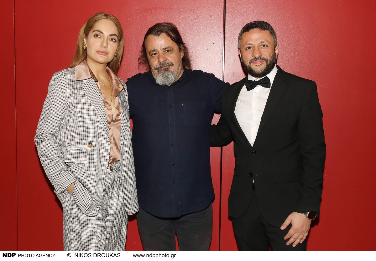 1.Η Ιρανή ηθοποιός Mahnaz Afshar, ο σκηνοθέτης Γιώργος Παπαθεοδώρου και ο καλλιτεχνικός μανατζερ Abbas Fassaei