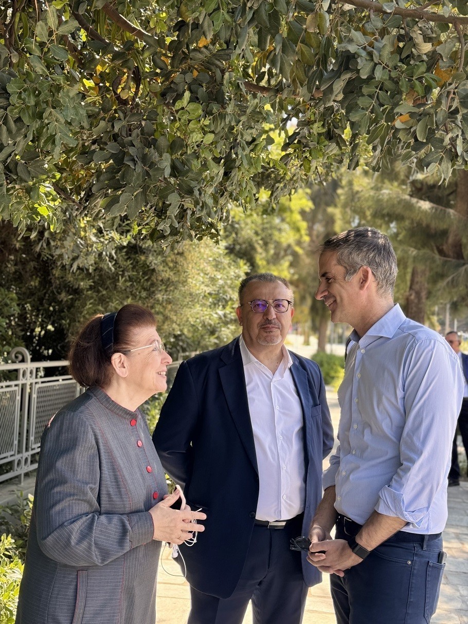 Λίνα Μενδώνη (υπουργός Πολιτισμού), Πολυχρόνης Ακριτίδης (διευθύνων σύμβουλος Ανάπλαση ΑΕ), Κώστας Μπακογιάννης (δημοτικός σύμβουλος δήμου Αθηναίων)