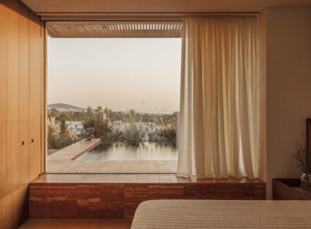 Lumen residence: Ένα σύγχρονο duplex θέτει νέους κανόνες για την αστική κατοίκηση στου Παπάγου