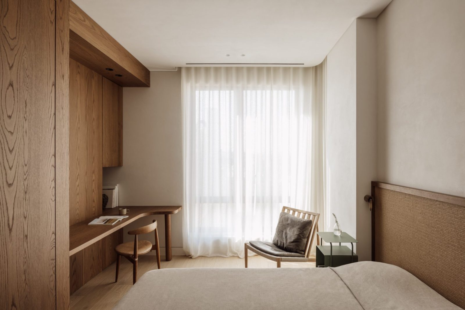 Lumen residence: Ένα σύγχρονο duplex θέτει νέους κανόνες για την αστική κατοίκηση στου Παπάγου