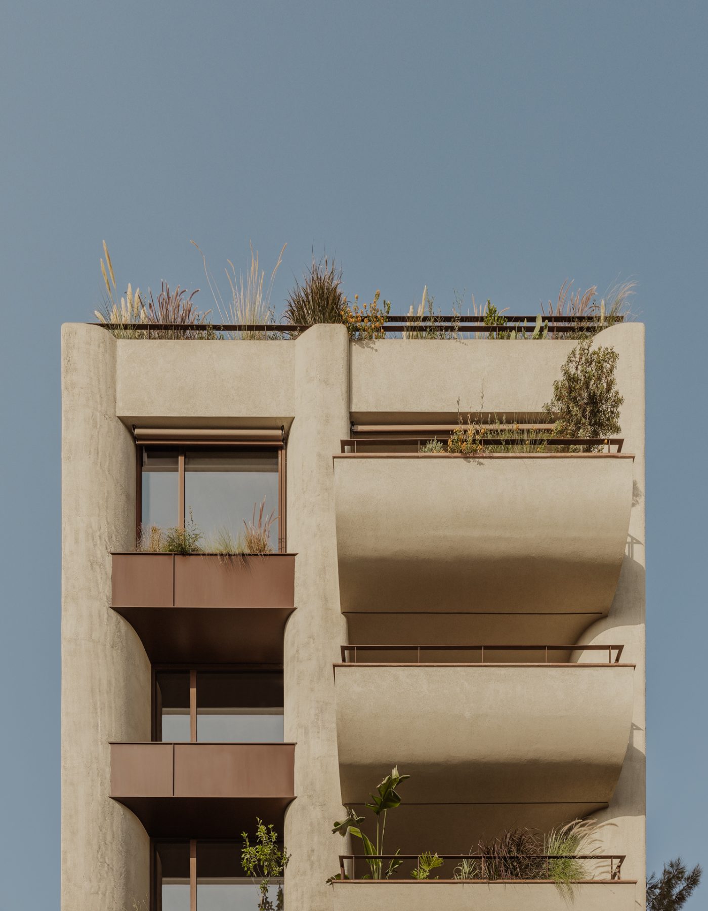 Lumen residence: Ένα σύγχρονο duplex θέτει νέους κανόνες για την αστική κατοίκηση στου Παπάγου