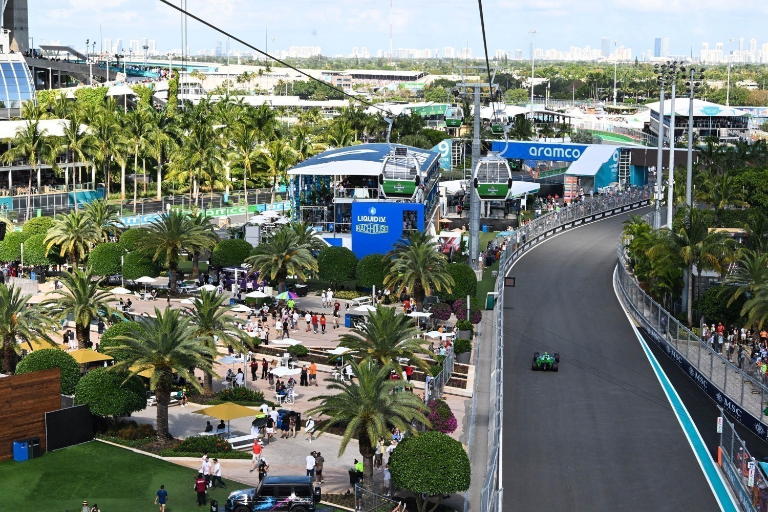 Στην τηλεόραση
