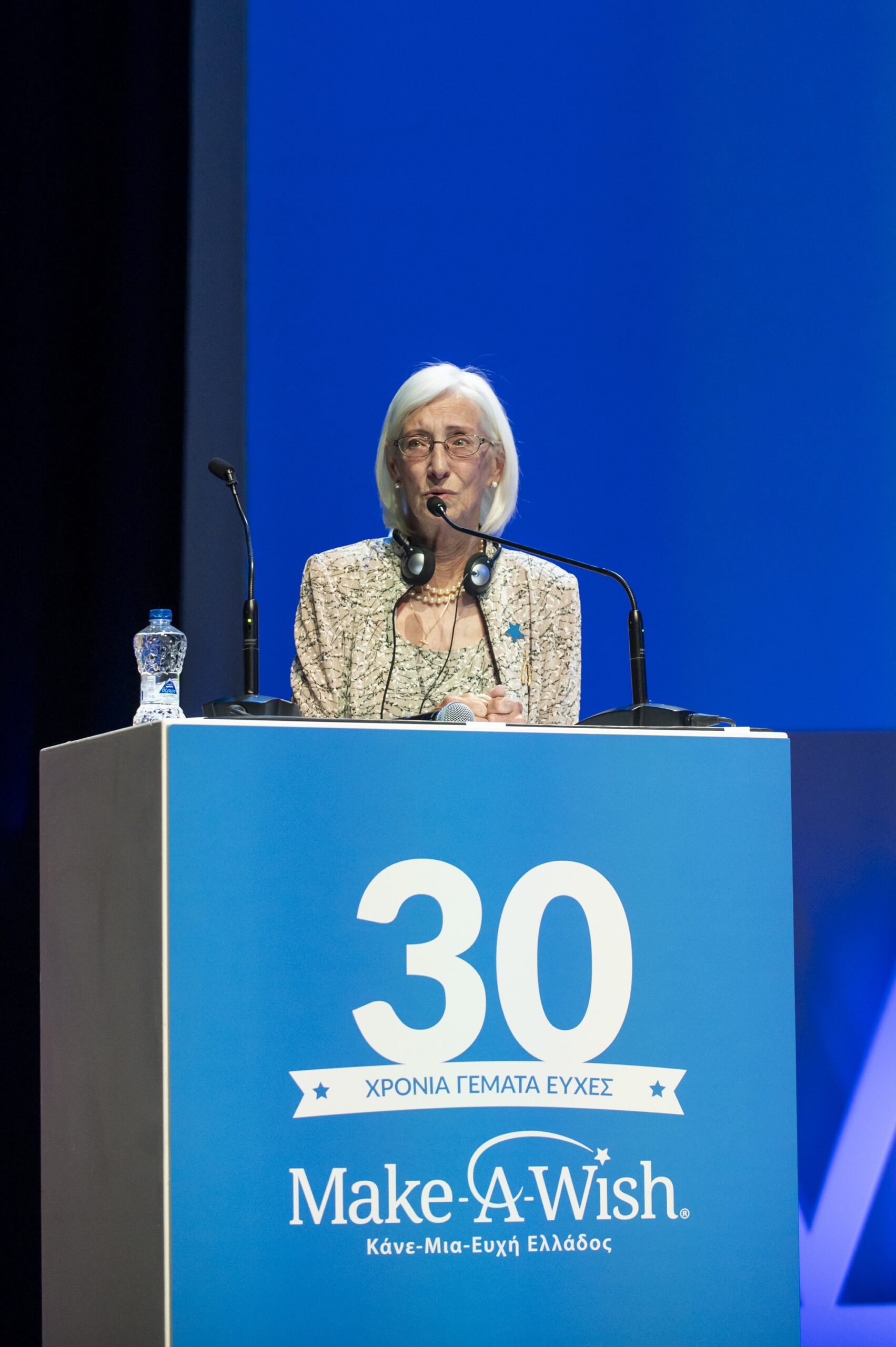 Linda Pauling, Ιδρύτρια του Παγκοσμίου Οργανισμού και μητέρα του πρώτου παιδιού ευχής