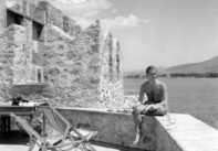Ο Πάτρικ Λι Φέρμορ φωτογραφημένος από την Τζόαν Λι Φέρμορ