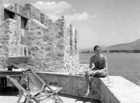 Ο Πάτρικ Λι Φέρμορ φωτογραφημένος από την Τζόαν Λι Φέρμορ