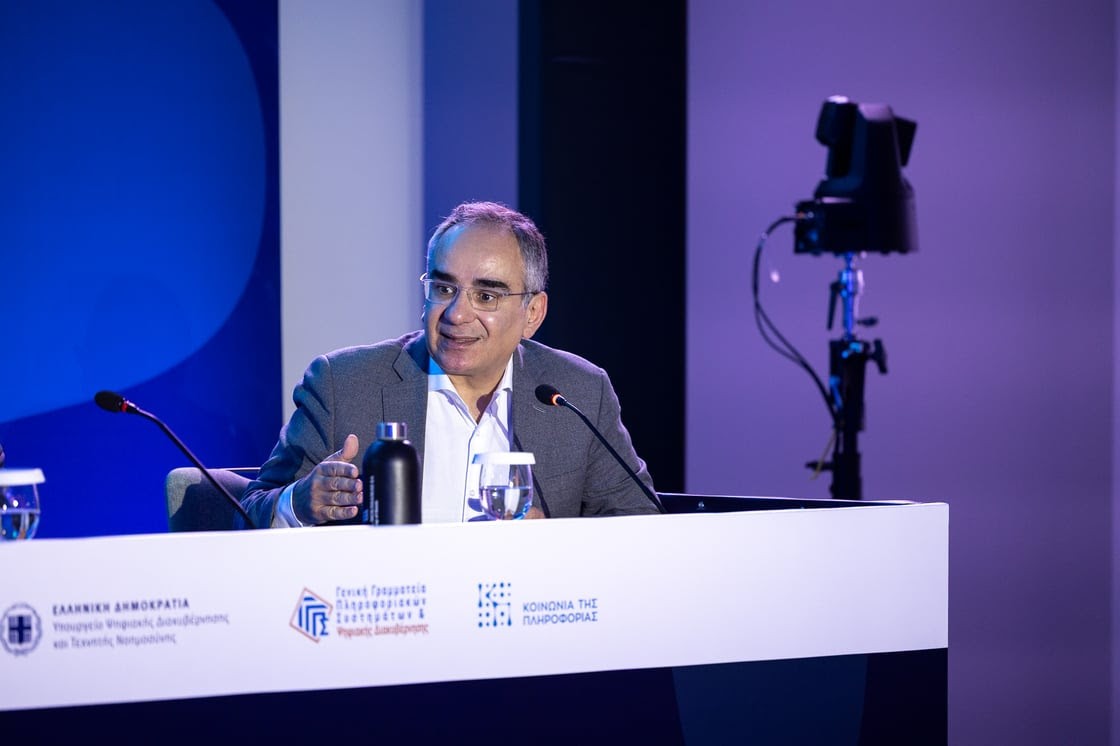  Βασίλης Κοντοζαμάνης, τέως Αναπληρωτής Υπουργός Υγείας 