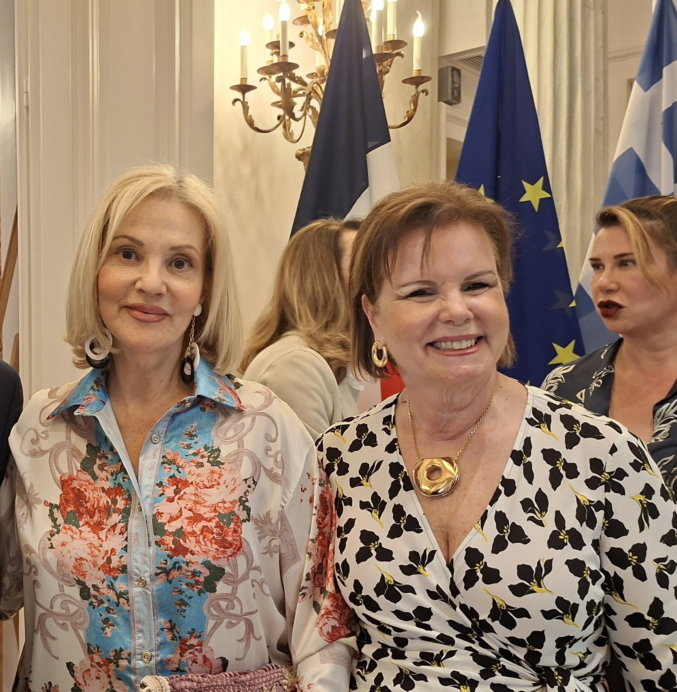 Η Μάγια Γάκη με την Νάσια Παπαμανώλη
