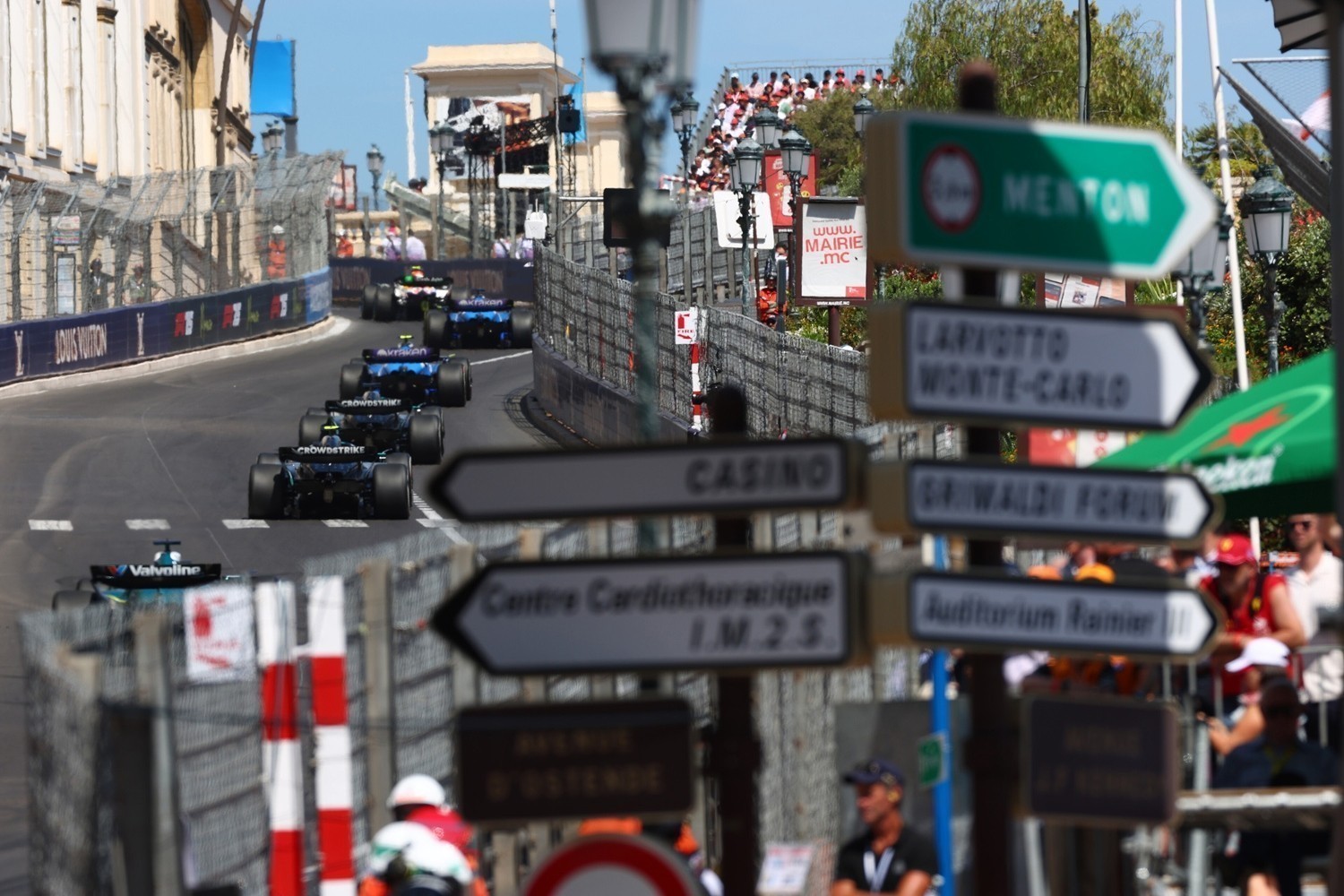 F1 Μονακό: Λαμπερή παράνοια