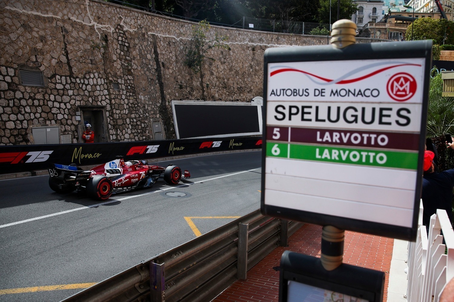 16 LECLERC Charles (mco), Scuderia Ferrari SF-25, action during the Formula 1 Tag Heuer Grand Prix de Monaco, 8th round of the 2025 FIA Formula One World Championship from May 23 to 25, 2025 on the Circuit de Monaco, in Monte-Carlo, Monaco - Photo Xavi Bonilla / DPPI