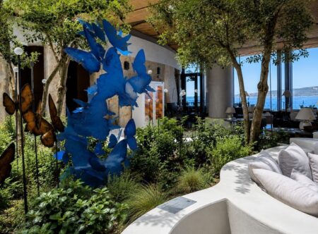 Έργα της Léa Poncharal, Kapopoulos Fine Arts στο  Mandarin Oriental, Costa Navarino