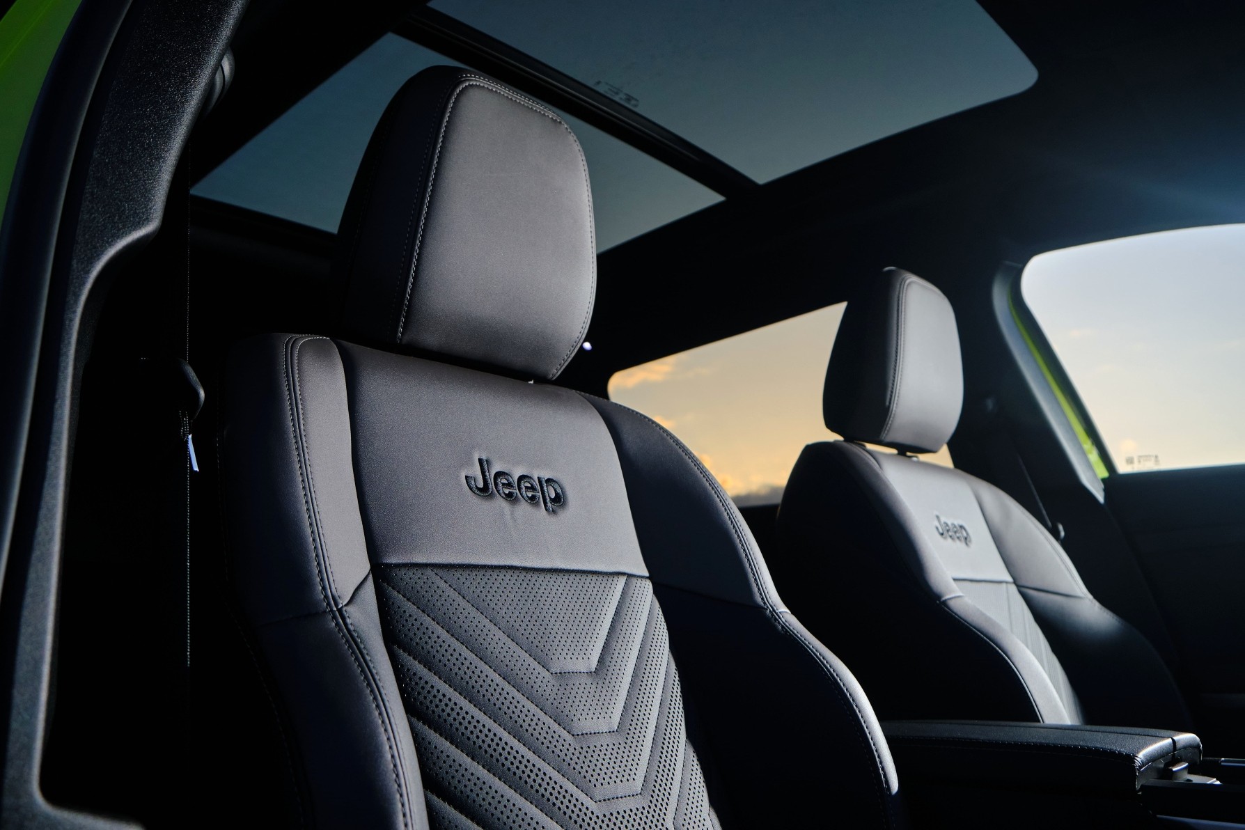 Jeep Compass: Επιβλητική σχεδίαση