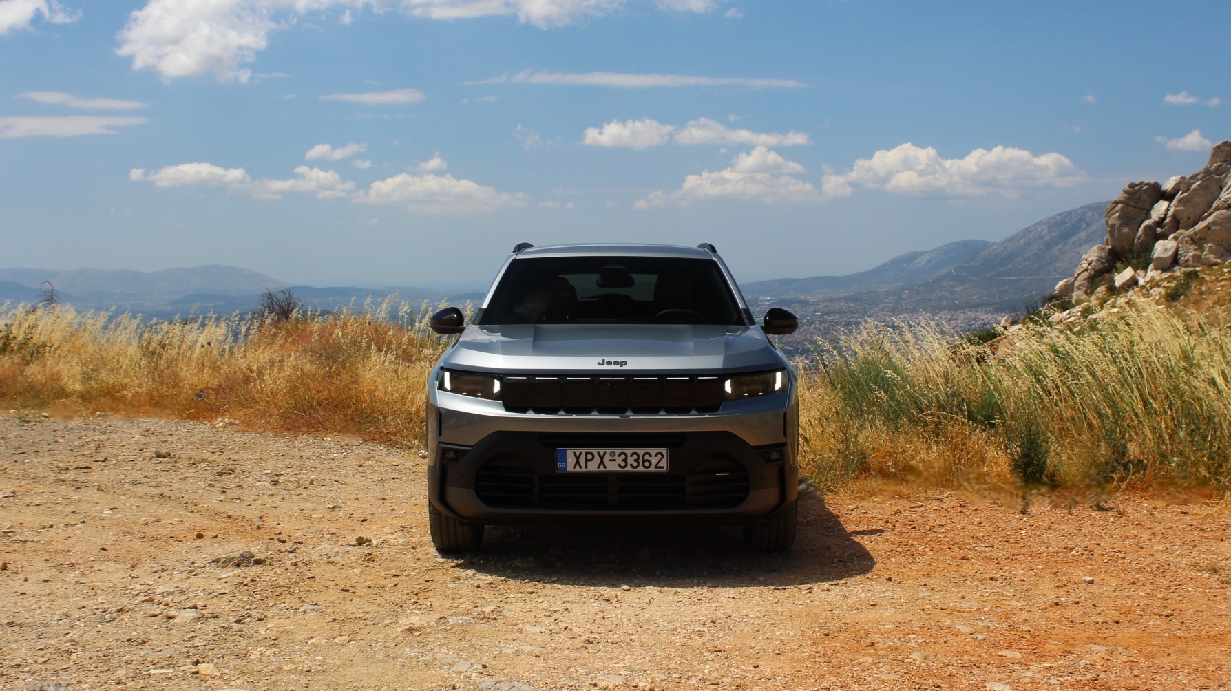 Jeep Compass: Ταχύτητα και κορυφαία γραφικά