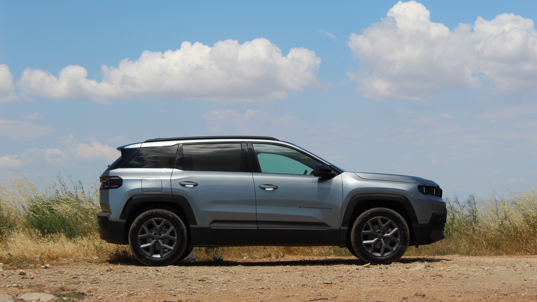 Jeep Compass: Ταχύτητα και κορυφαία γραφικά