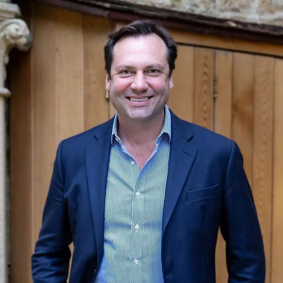 Ο Τζον Φορσάιθ (John Forsyth) ιδρυτής και CEO της Forfar Education