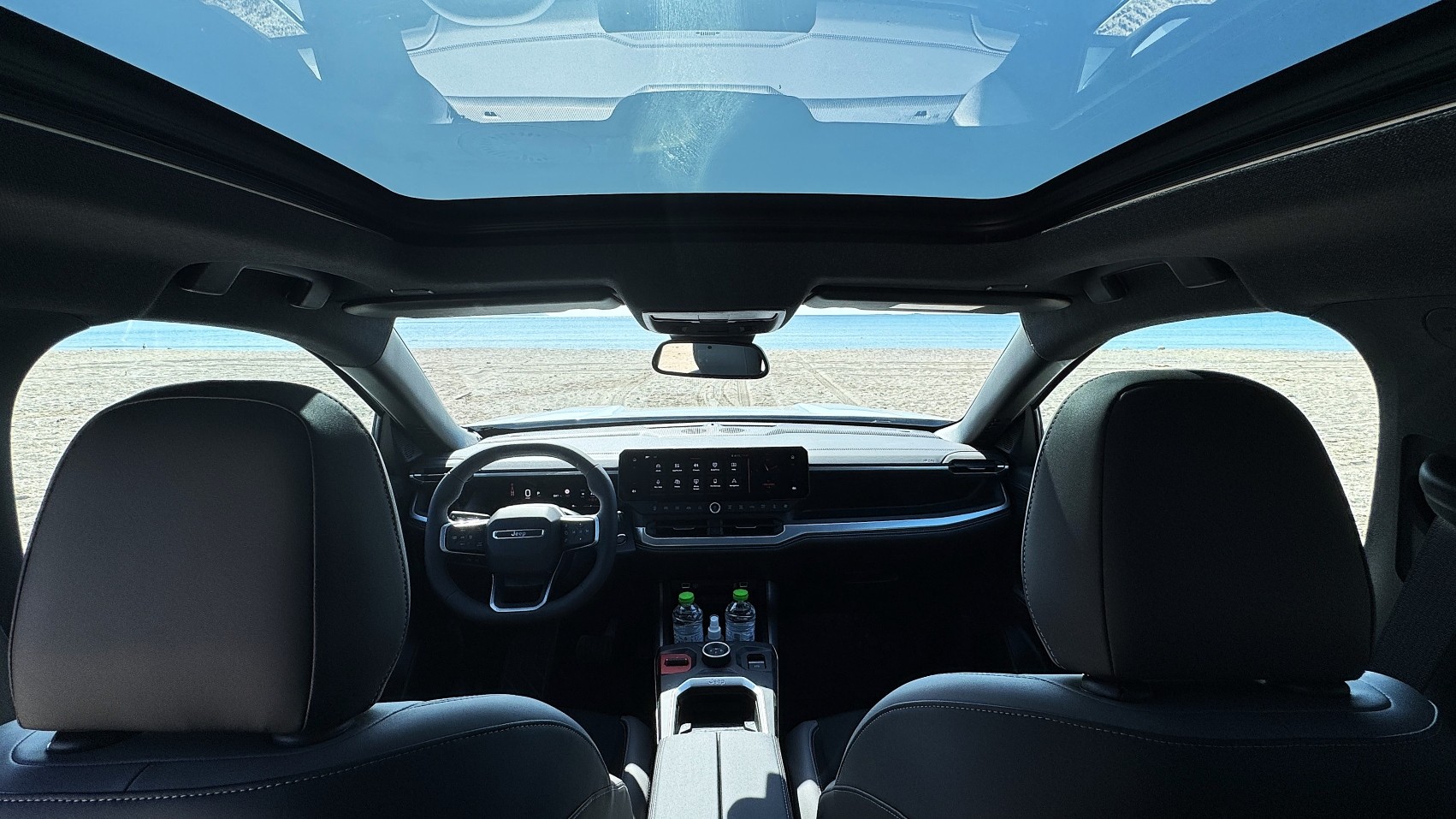 Jeep Compass: Πλούσιος εξοπλισμός σε όλες τις εκδόσεις